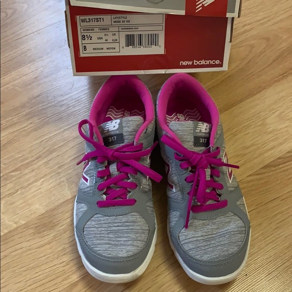 New Balance Sneakers - Picture 4 of 5